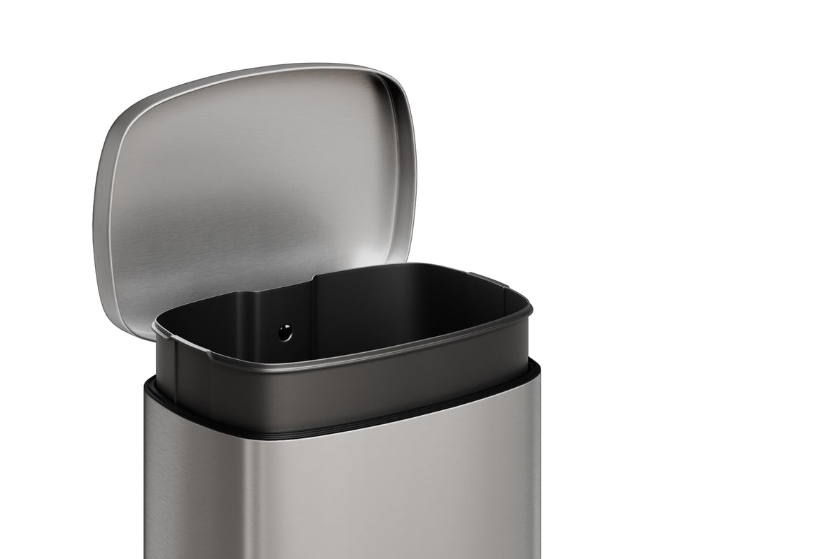 Step-on Stainless Steel Kitchen Trash Can 13 Gal R735
