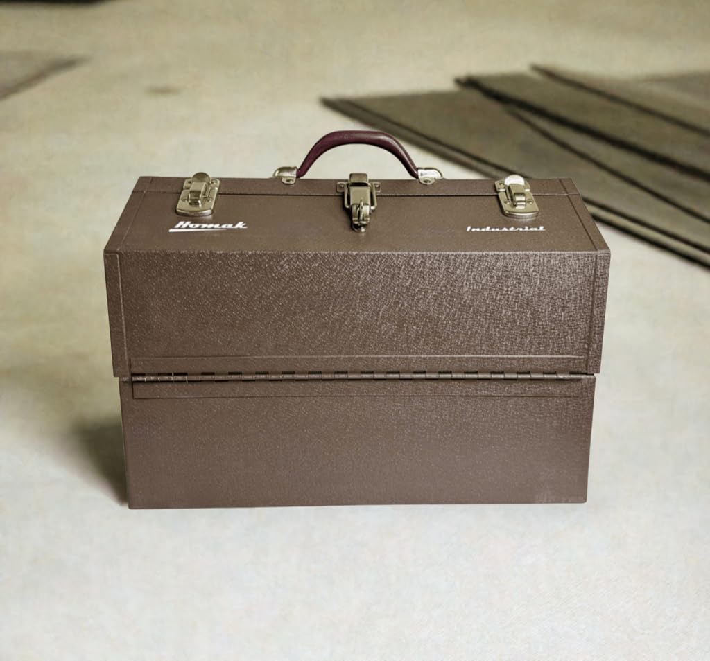 18-Inch Steel Toolbox Y3790