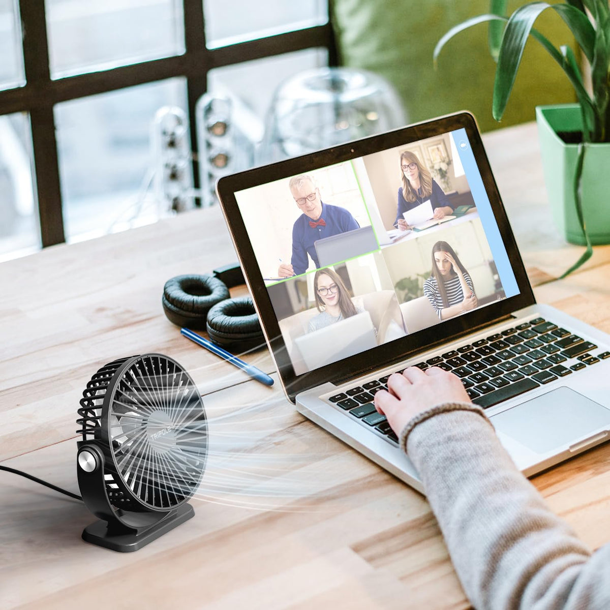 2 Pack USB Powered Mini Portable Desk Fan U172490