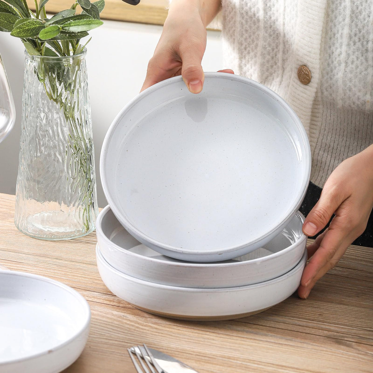 White Ceramic Pasta Bowls Set of 4, 26 oz Z1782