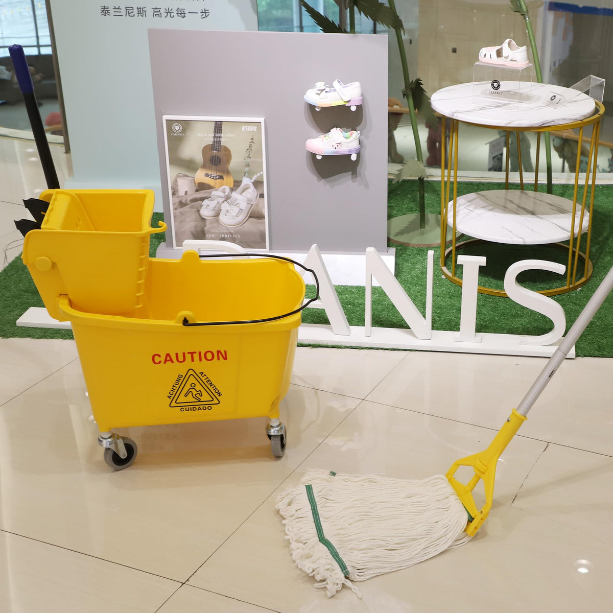 Commercial Mop Bucket with Side Press Wringer on Wheels F68756
