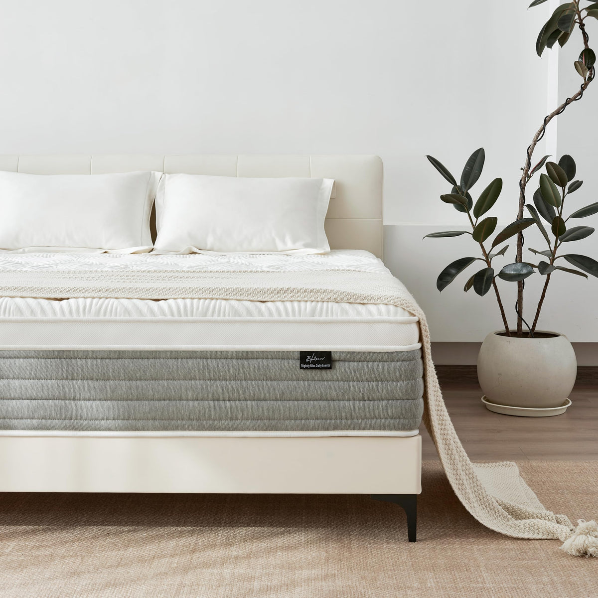 12 Inch Medium Firm Full Size Hybrid Mattress in a Box E756077